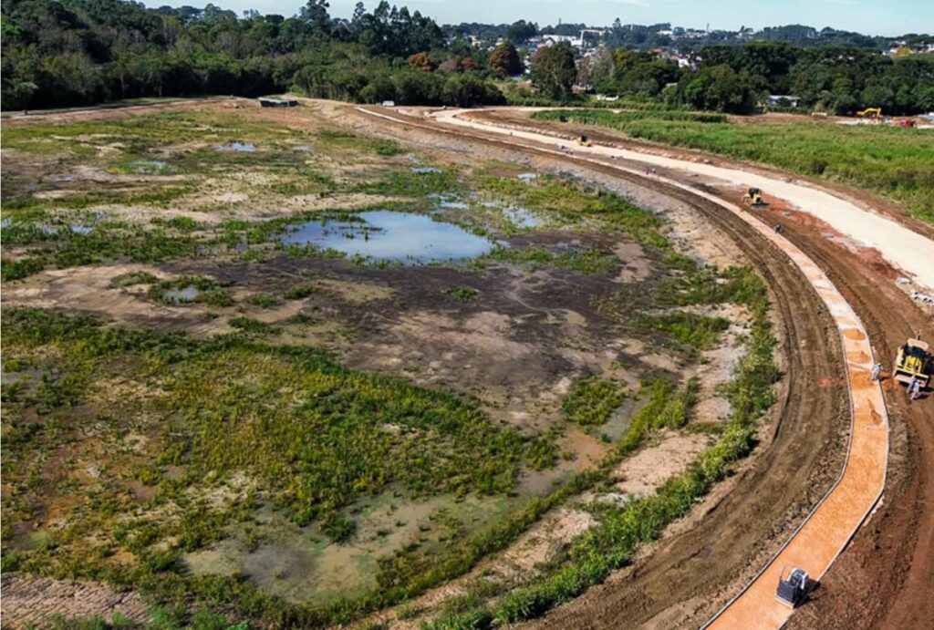 Novo parque no Santa Cândida