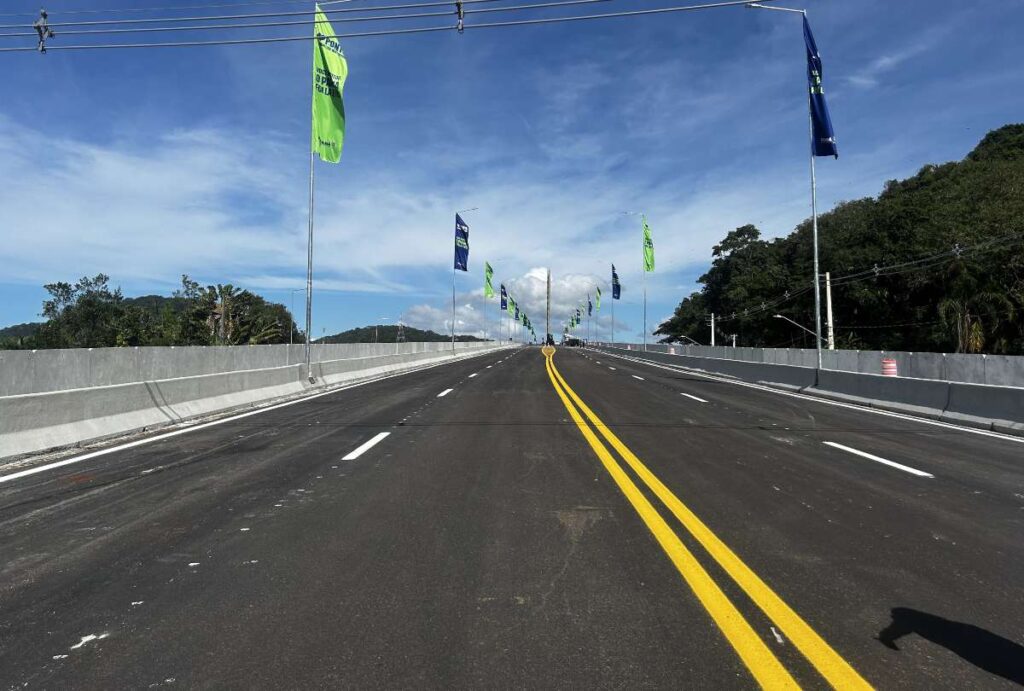 Inauguração da Ponte de Guaratuba