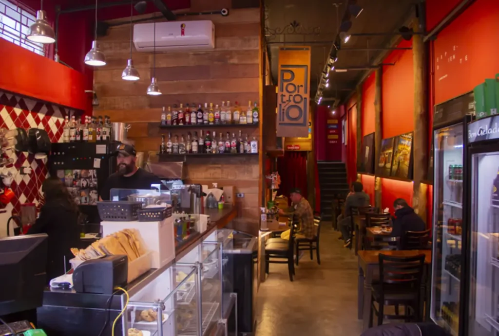 Café e restaurante Porfolio chega ao centro de Curitiba