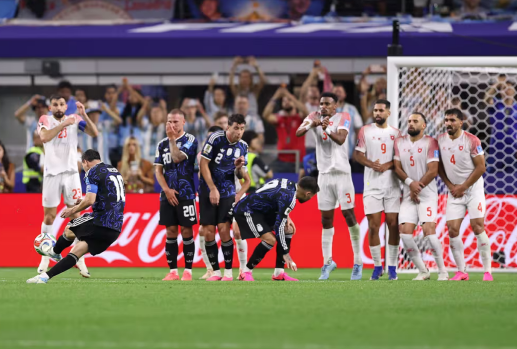 Argentina vence a Jordânia, mantém 100% de aproveitamento e encara Cabo Verde no mata-mata 
