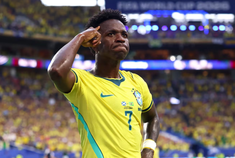Brasil derrota a Escócia e garante a liderança no Grupo C