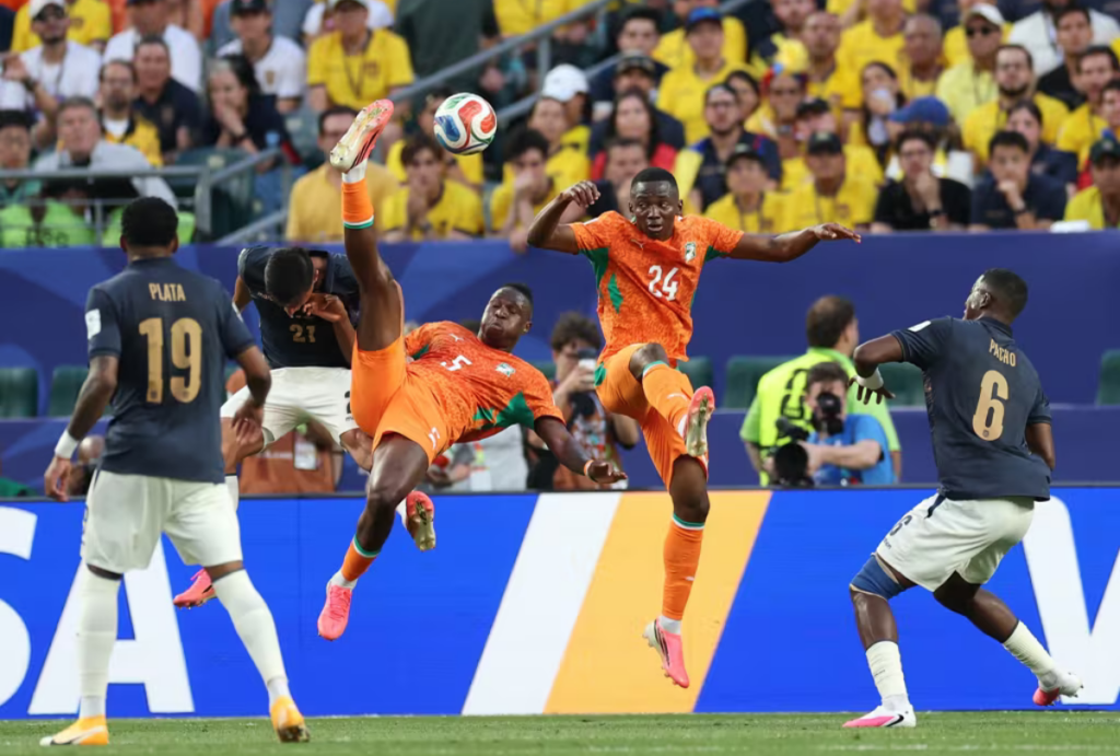 Costa do Marfim vence Equador e conquista primeira vitória sobre sul-americanos em Copas