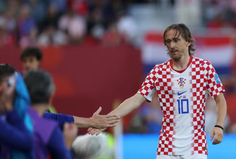 Croácia vence o Panamá e segue viva na Copa do Mundo