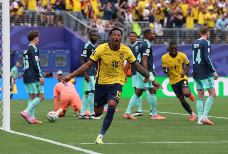 Equador supera favoritismo alemão e vai ao mata-mata