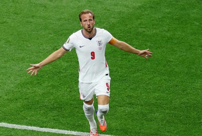 Inglaterra domina a Croácia e vence duelo emocionante de seis gols
