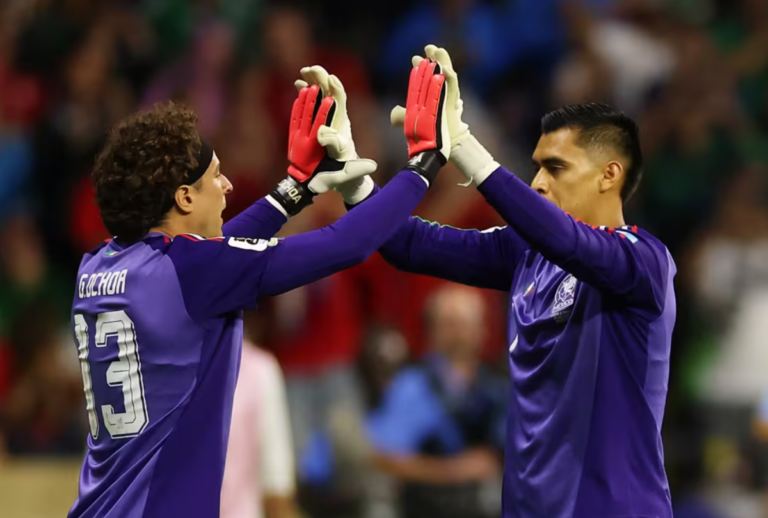 México vence a República Tcheca e avança com campanha impecável na Copa do Mundo