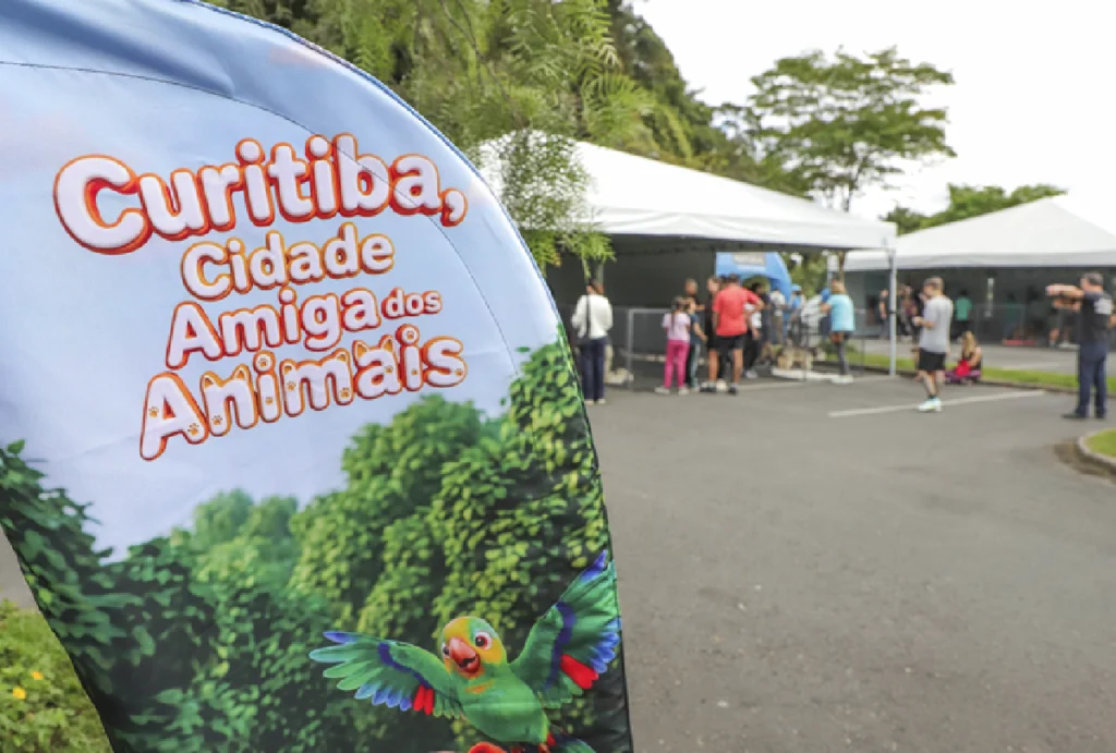 Foto da última edição do evento que acontece neste sábado, chamado Amigo Bicho, no Parque São Lourenço.