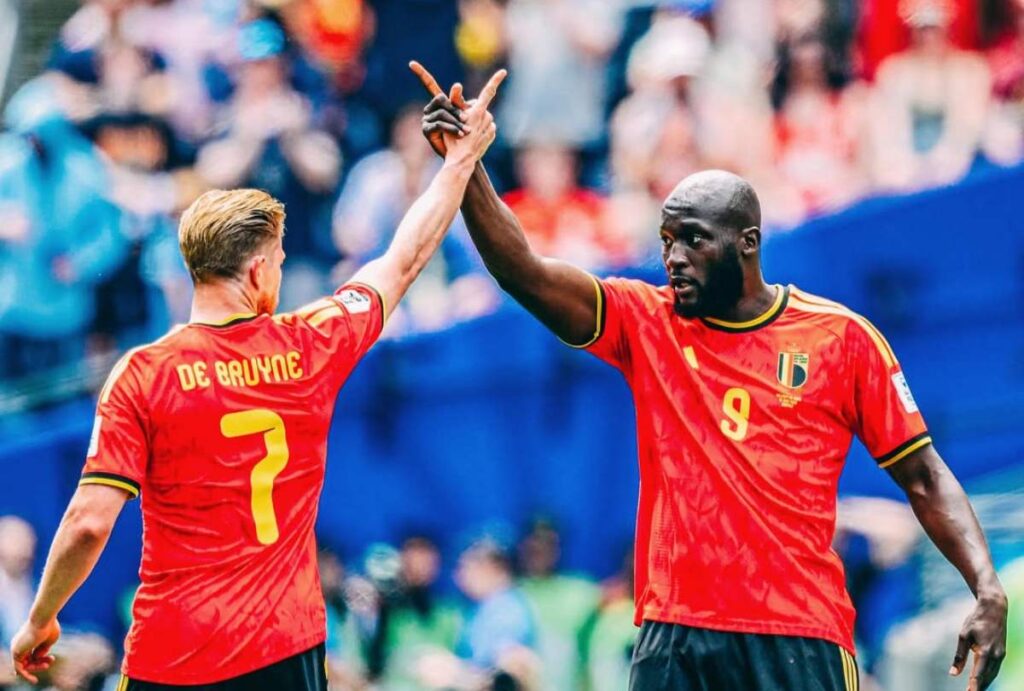 Jogadores da Bélgica comemoram gol