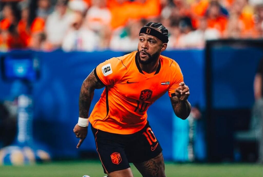 Holanda conta com Memphis Depay