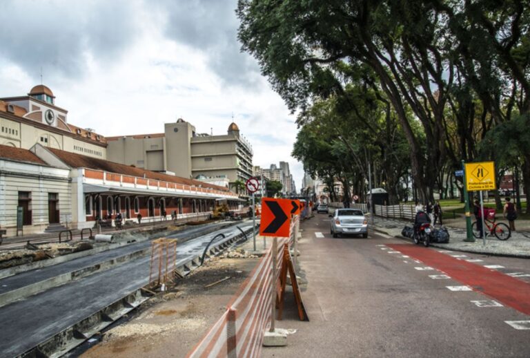 ruas-bloqueadas-em-curitiba-centro