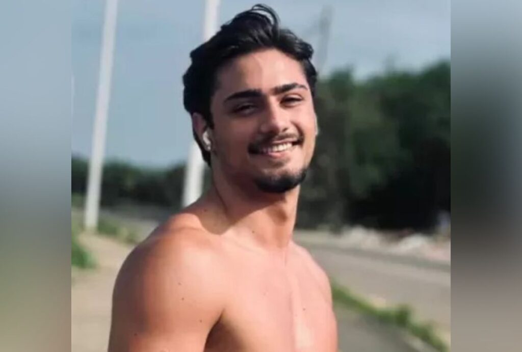 Arthur Mulinari Oliveira