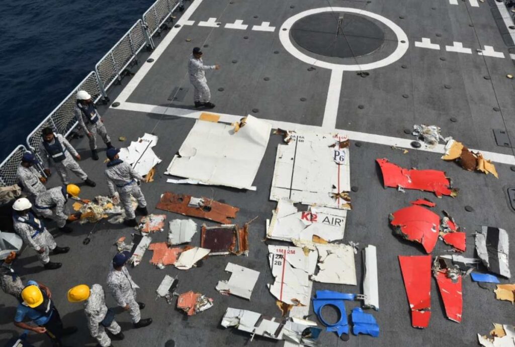 Destroços do Boeing 737