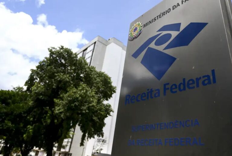 Consulta ao terceiro lote de restituição do Imposto de Renda 2026