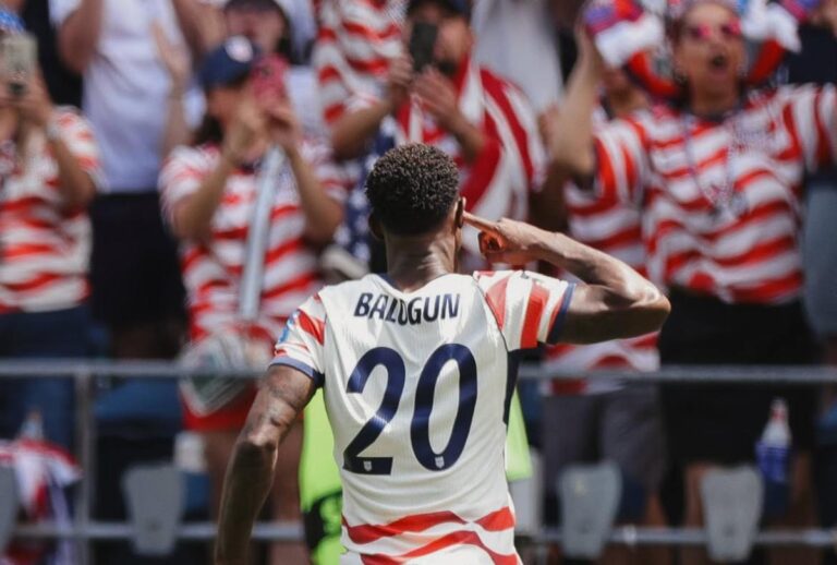 Estados Unidos comemora classificação