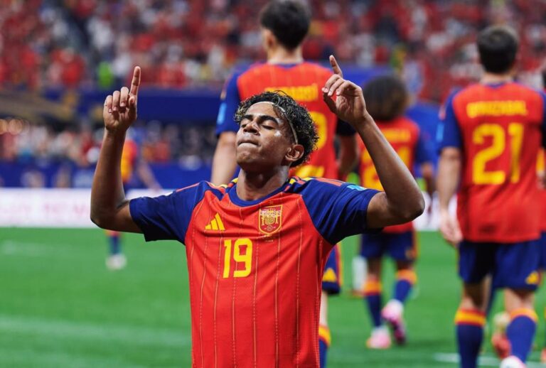 Espanha comemora classificação