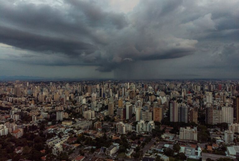 Chuva no Paraná