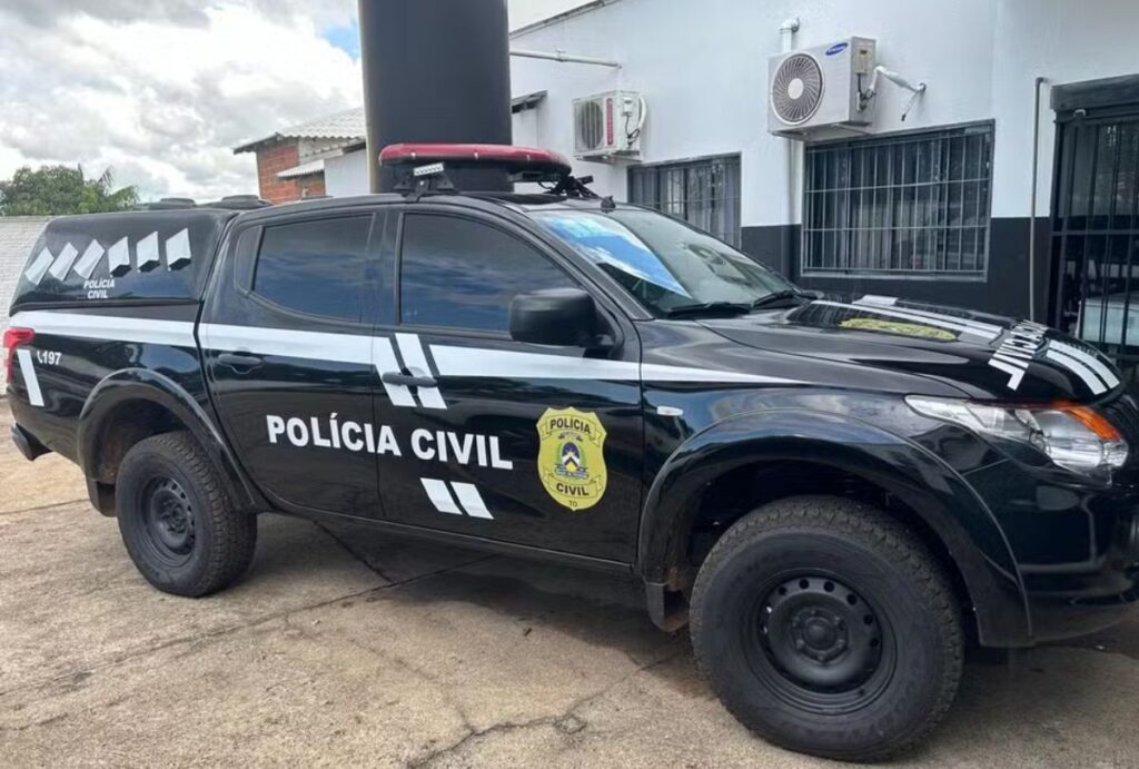 Viatura da Polícia Civil