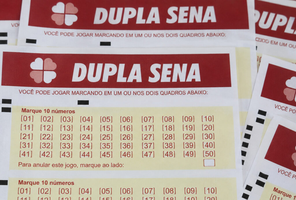 Confira o resultado da Dupla Sena 2990 de hoje (31/07/2026), veja as dezenas sorteadas, prêmio acumulado de R$ 270 mil e quando será o próximo sorteio.