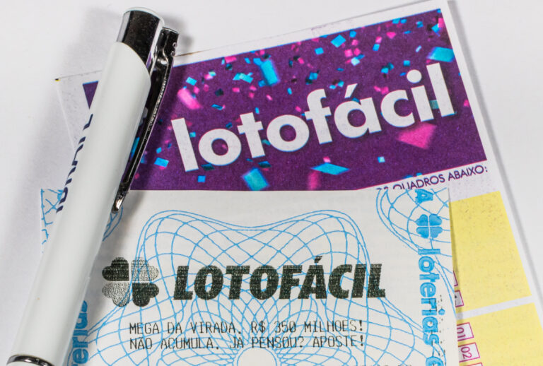 Confira o resultado da Lotofácil 3750 de hoje (31/07/2026), veja as dezenas sorteadas, prêmio estimado em R$ 8 milhões e quando será o próximo sorteio.