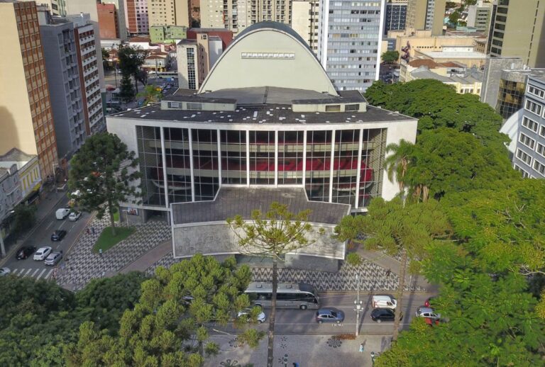 Rua Teatro Guaíra