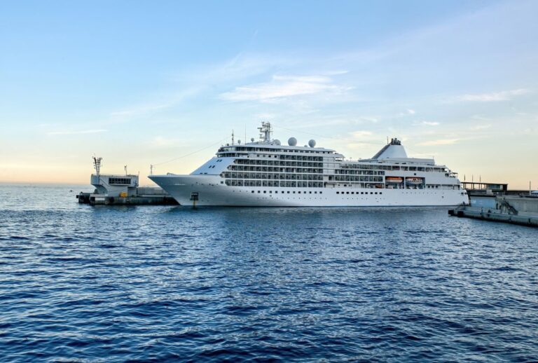 Navio de cruzeiro