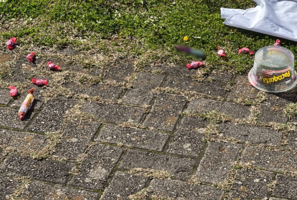 Balas espalhadas ao redor de corpo de vendedor encontrado morto no Parolin