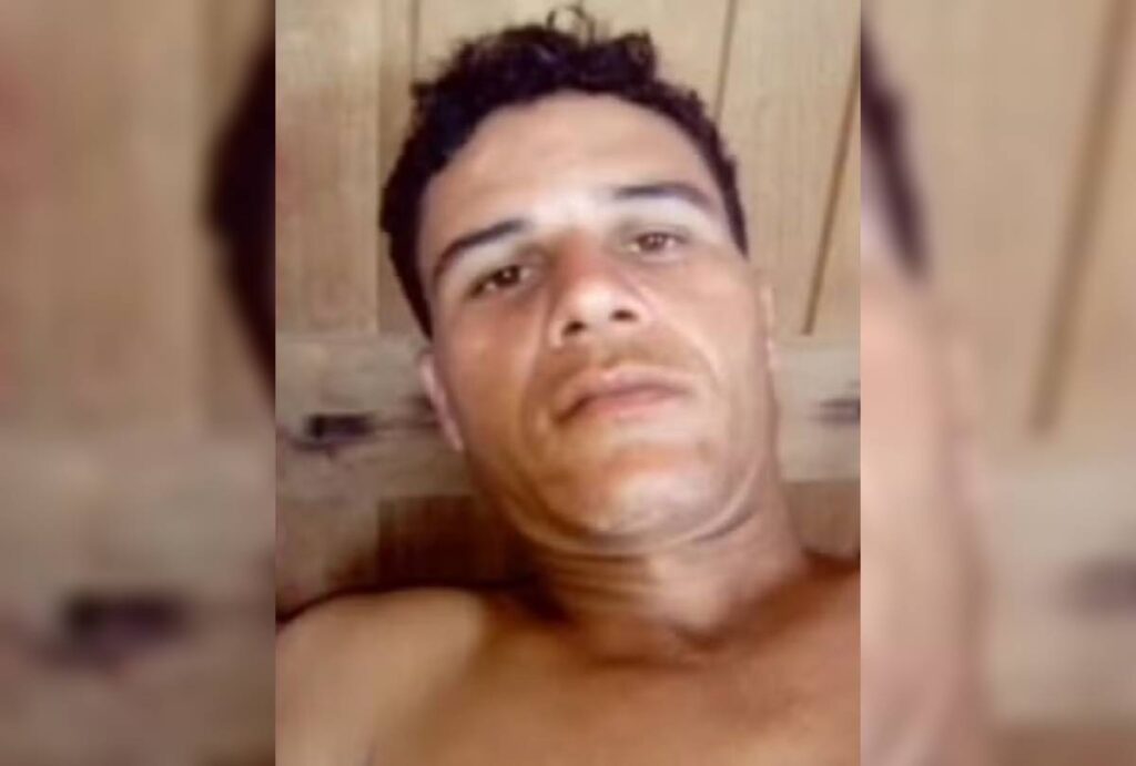 Homem mata filho