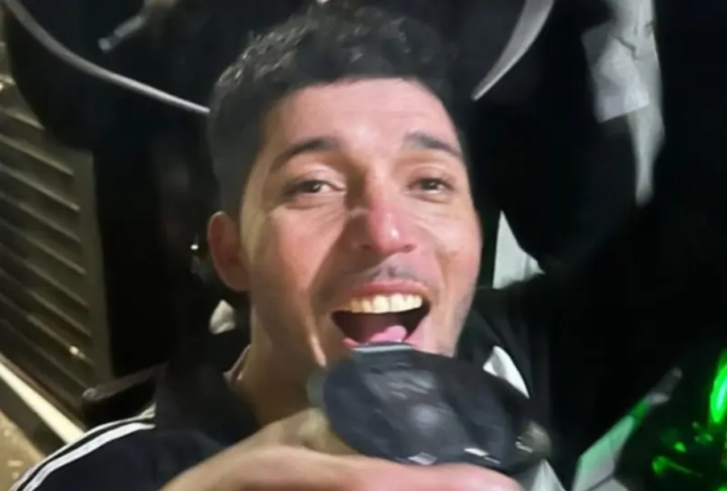 homem esfaqueado
