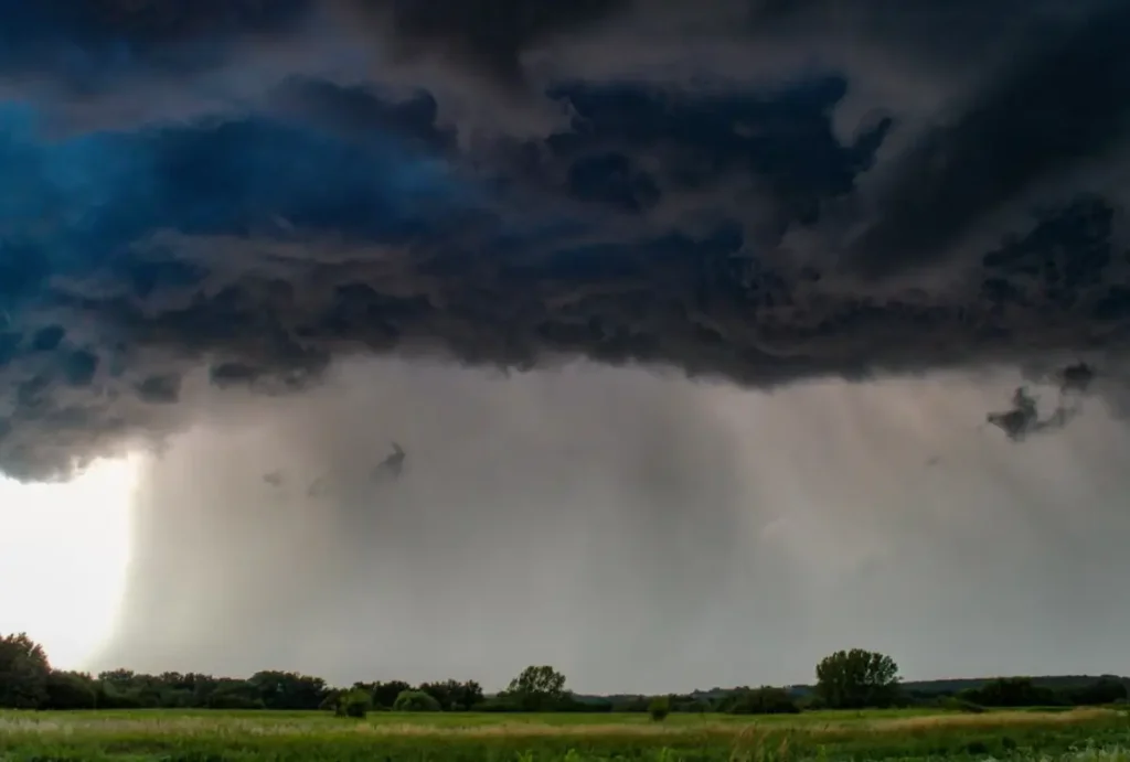 Alerta de tempestade no dia 13 de agosto
