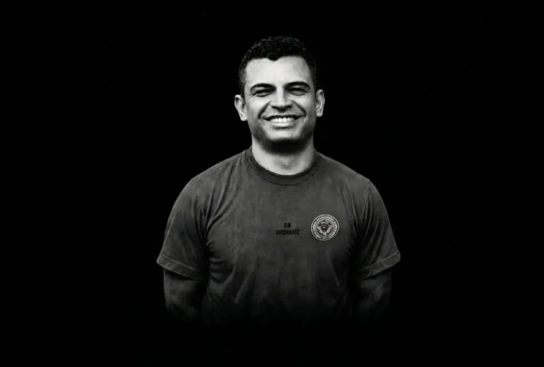 Bombeiro Geovane Ribeiro de Freitas, de 43 anos, morre durante caminhada em esteira dentro de quartel em Aracruz (ES).