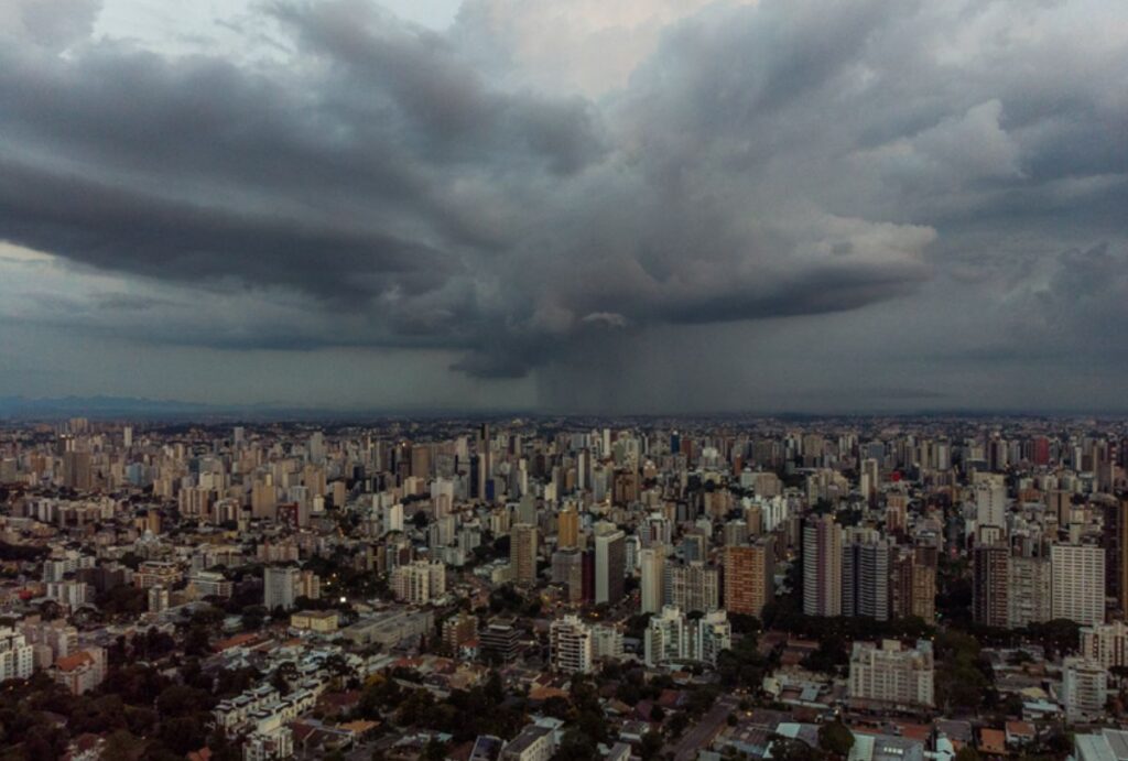 Chuva no Paraná