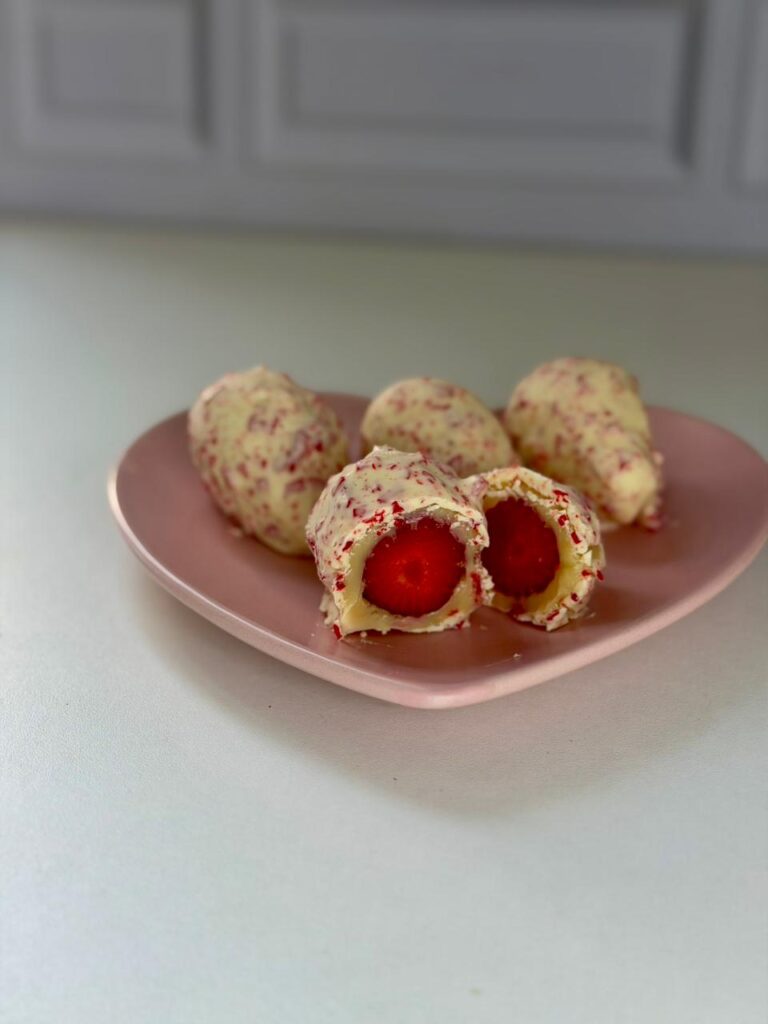 cravejado-morango