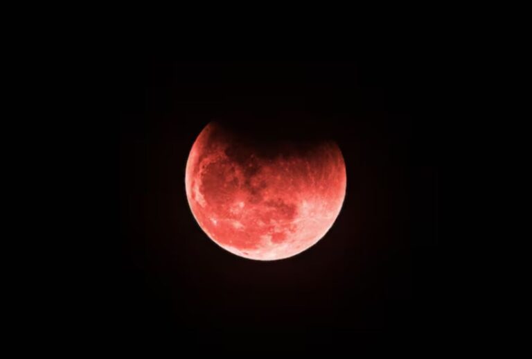 Eclipse lunar parcial