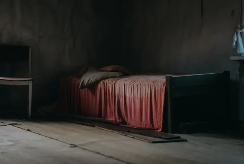 Idosa foi encontrada morta embaixo da cama