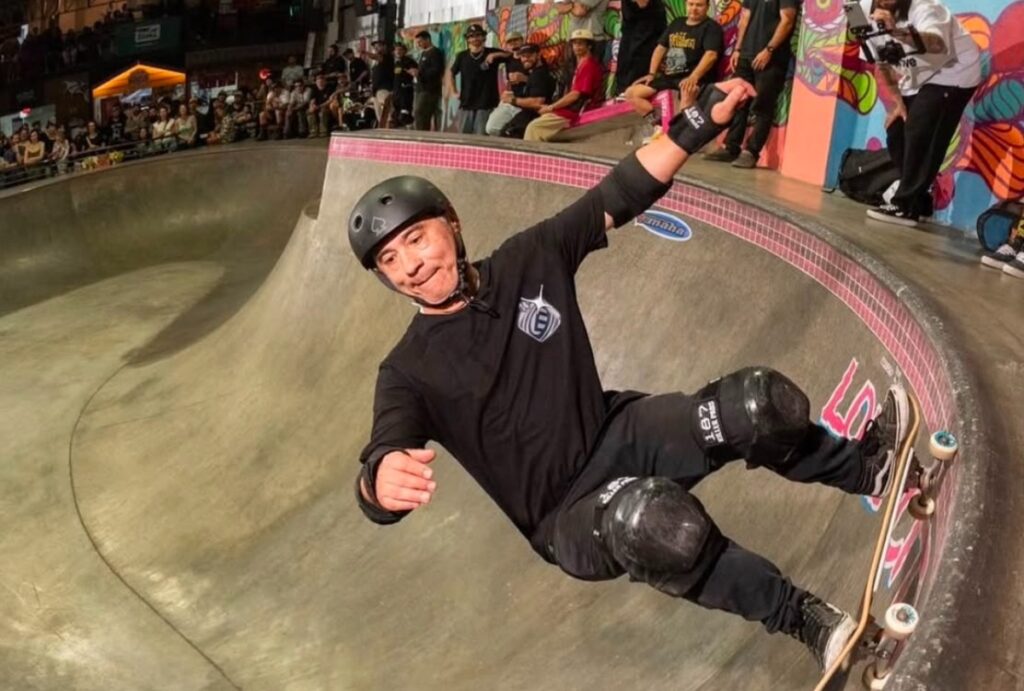 Curitiba recebe o MAHA Old School Festival 2026, de 28 a 30 de agosto. Etapa do Brasileiro de Bowl reúne lendas do skate.