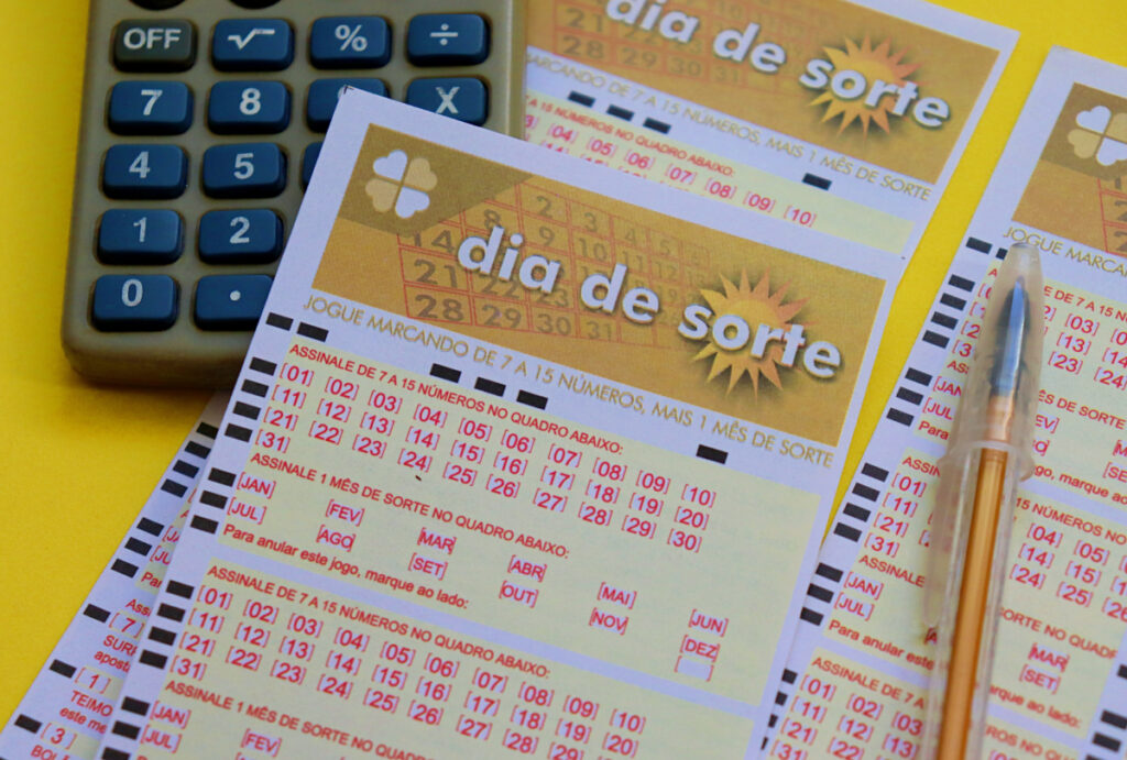 Confira o resultado do Dia de Sorte 1262 de hoje (03/08/2026), veja as dezenas sorteadas, prêmio estimado em R$ 100 mil e quando será o próximo sorteio.