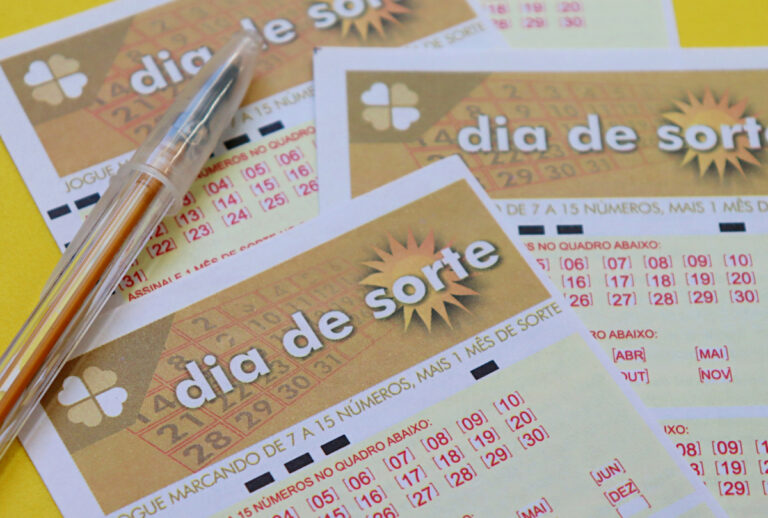 Confira o resultado do Dia de Sorte 1263 de hoje (04/08/2026), veja as dezenas sorteadas, prêmio estimado em R$ 100 mil e quando será o próximo sorteio.