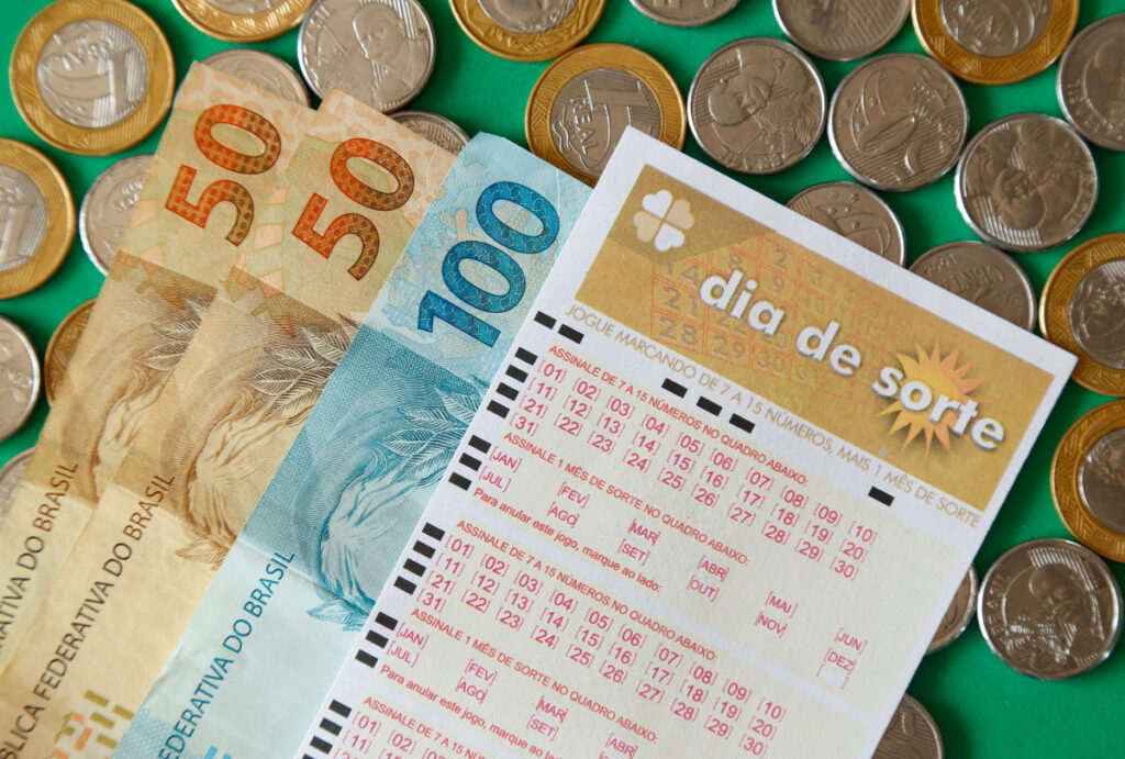 Confira o resultado do Dia de Sorte 1265 de hoje (06/08/2026), veja as dezenas sorteadas, prêmio estimado em R$ 100 mil e quando será o próximo sorteio