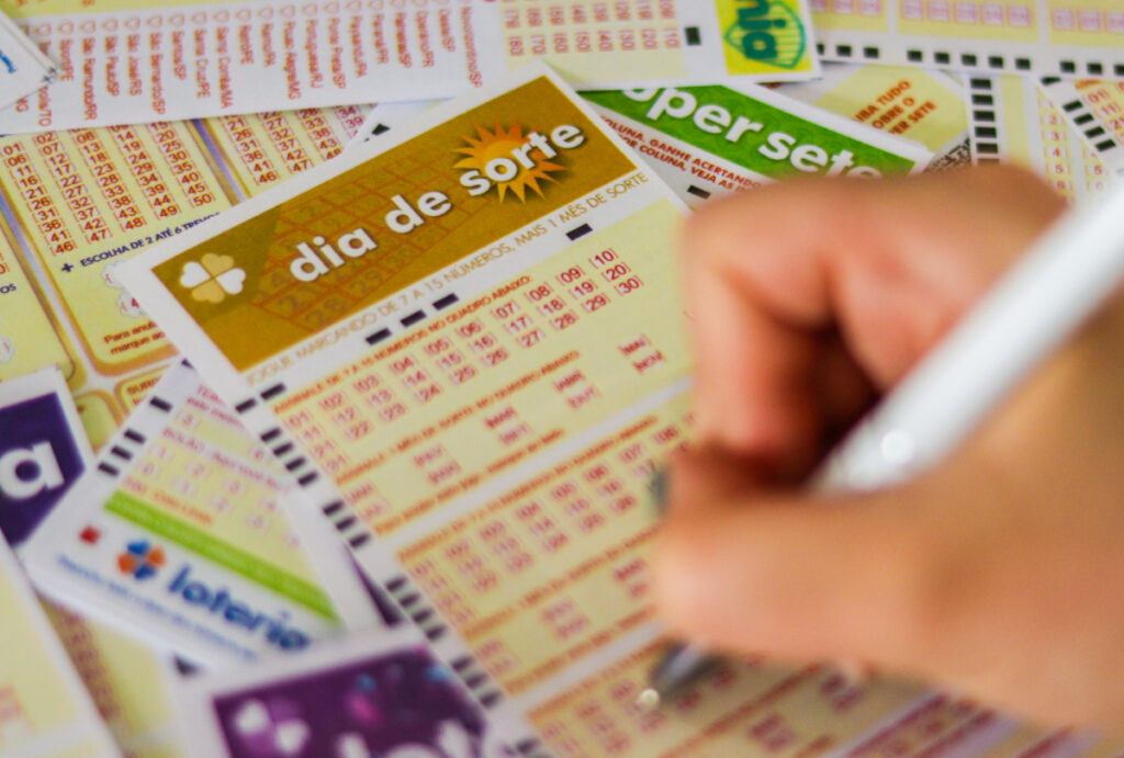 Confira o resultado do Dia de Sorte 1266 de hoje (07/08/2026), veja as dezenas sorteadas, prêmio acumulado de R$ 300 mil e quando será o próximo sorteio