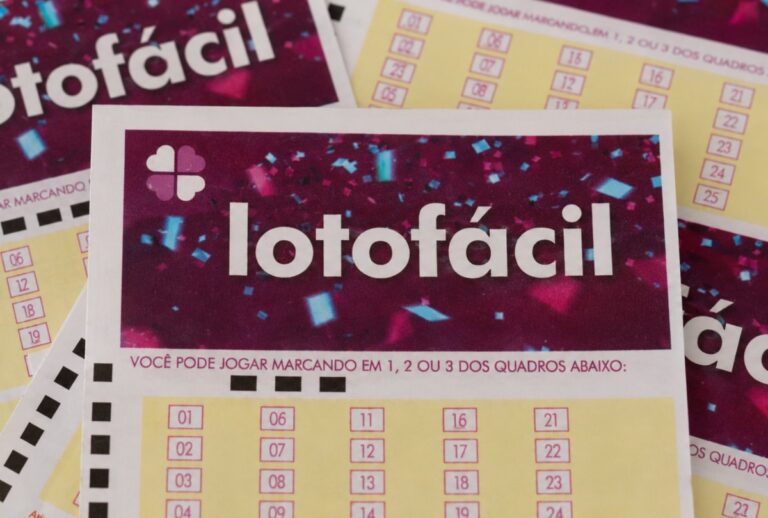 Confira o resultado da Lotofácil 3765 de hoje (18/08/2026), veja as dezenas sorteadas, prêmio acumulado de R$ 5 milhões e quando será o próximo sorteio.