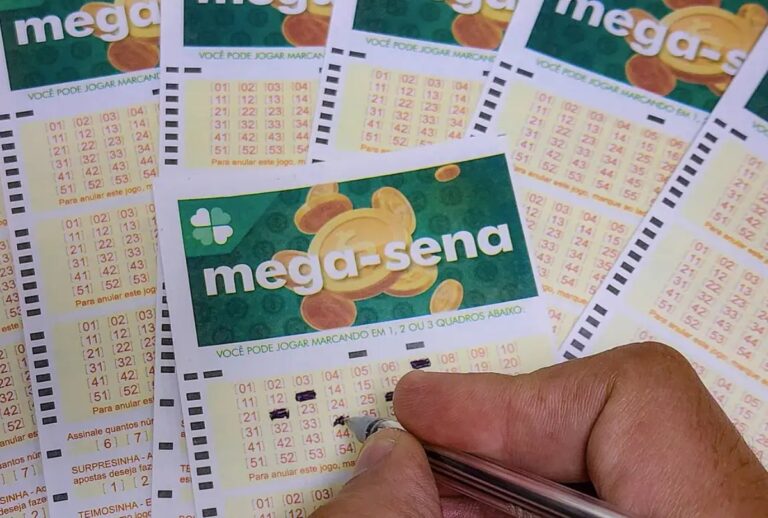 Confira o resultado da Mega-Sena 3044 de hoje (13/08/2026), veja as dezenas sorteadas, prêmio estimado em R$ 3,5 milhões e quando será o próximo sorteio