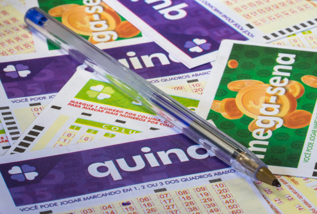 O resultado da Quina 7085 foi divulgado nesta quinta-feira (6) pela Caixa Econômica Federal. O concurso teve prêmio estimado em R$ 10,5 milhões