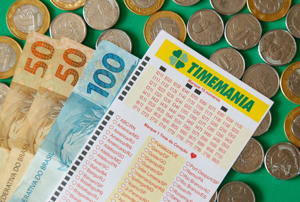 Confira o resultado da Timemania 2427 de hoje (11/08/2026), veja as dezenas sorteadas, prêmio acumulado de R$ 7,5 milhões e quando será o próximo sorteio.