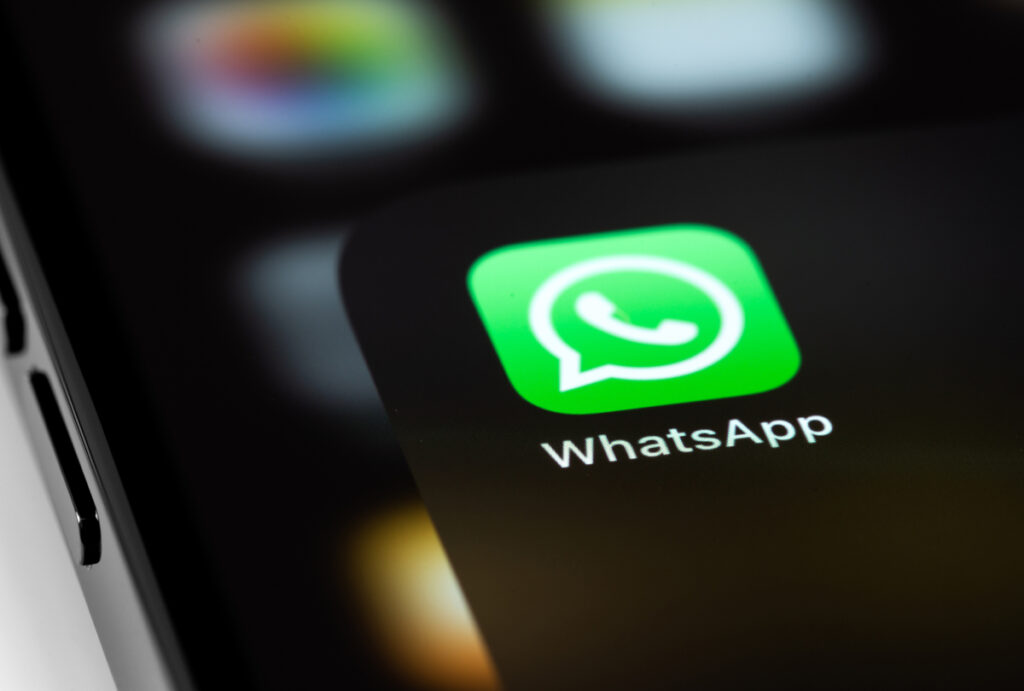 WhatsApp bane contas globalmente e gera onda de reclamações