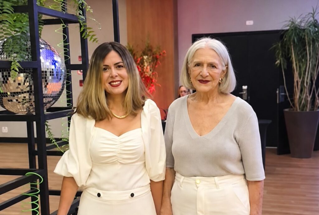 Filha mata mãe