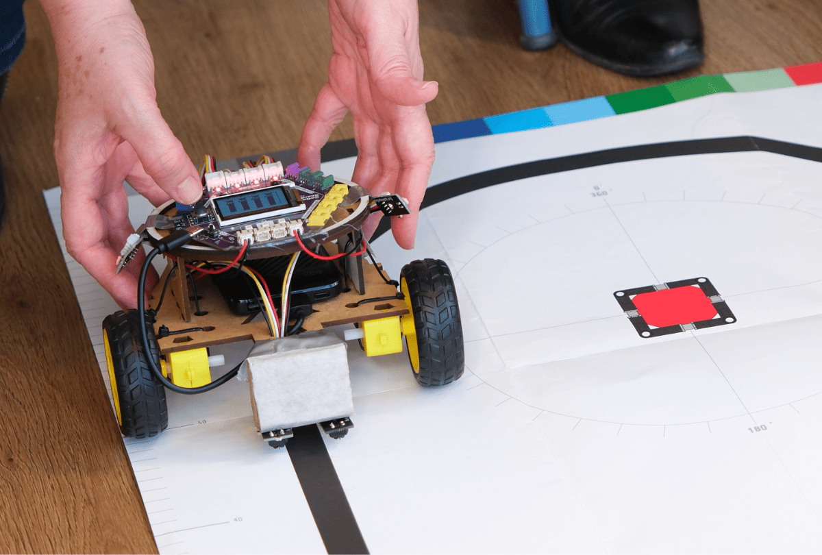 Começam nesta semana os torneios regionais do Hands on Bot (HOB), projeto do Sistema FIERGS que leva a robótica para professores e alunos de escolas municipais do Rio Grande do Sul.