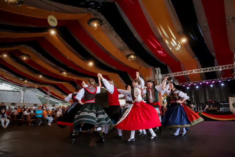 Dança típica – 36ª Oktober de Igrejinha – Foto por Cleiton Miguel (5)