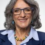 PROFESSORA ANA LÚCIA