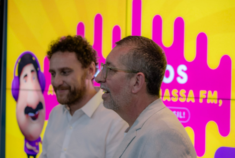 Grupo Massa apresenta novos estúdios da Massa FM