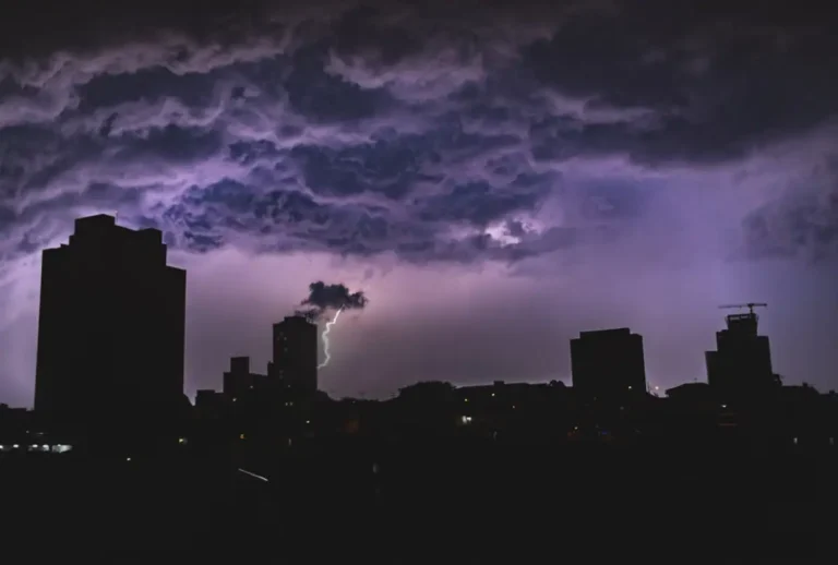 Tempestade vai atingir três estados do Brasil